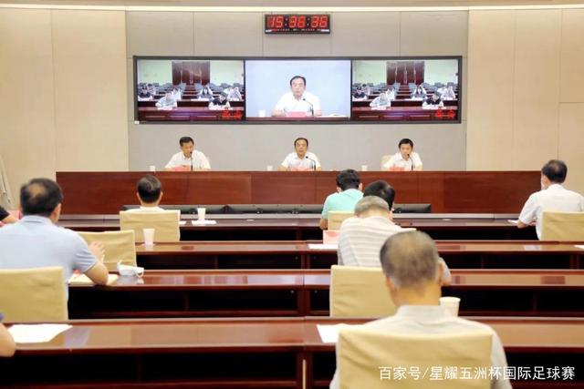 记者：雅伊斯勒与纽卡的合同由律师处理中，他将接替埃迪·豪